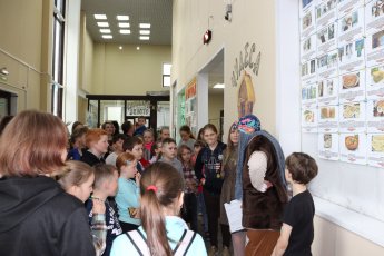 Впервые отряд "ДоброЯр" помогает на библиосумерках