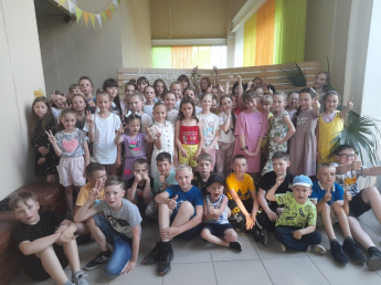 Игровая танцевально-развлекательная программа "Пошла жара"